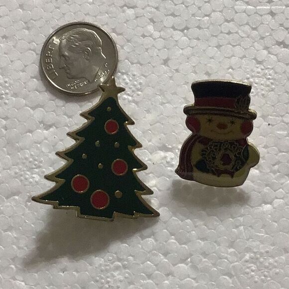 Pair of vintage Christmas pins, tree and snowman - Picture 1 of 4